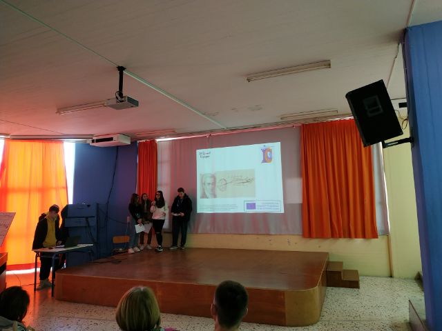 students present their countries and schools (4)